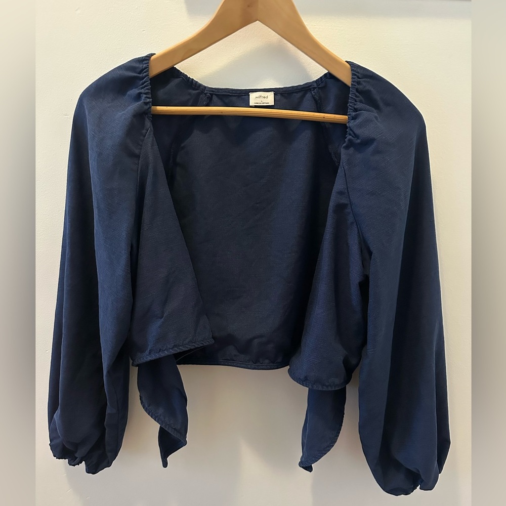 Aritzia Wilfred Venus Tenley Navy Linen Blend Crop Front Tie Top Shirt (M/L)